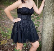Sherri Hill Short Black Homecoming Dress Size 10