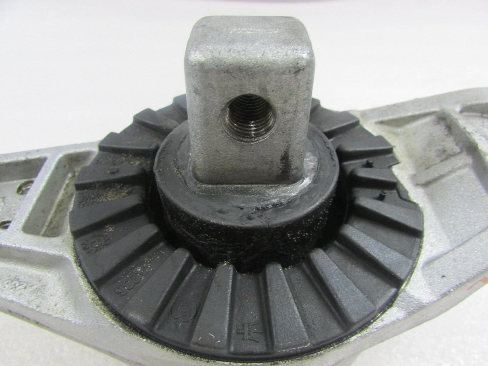 Maserati Ghibli, LH, Left, Engine Mount, Used, P/N 670003629