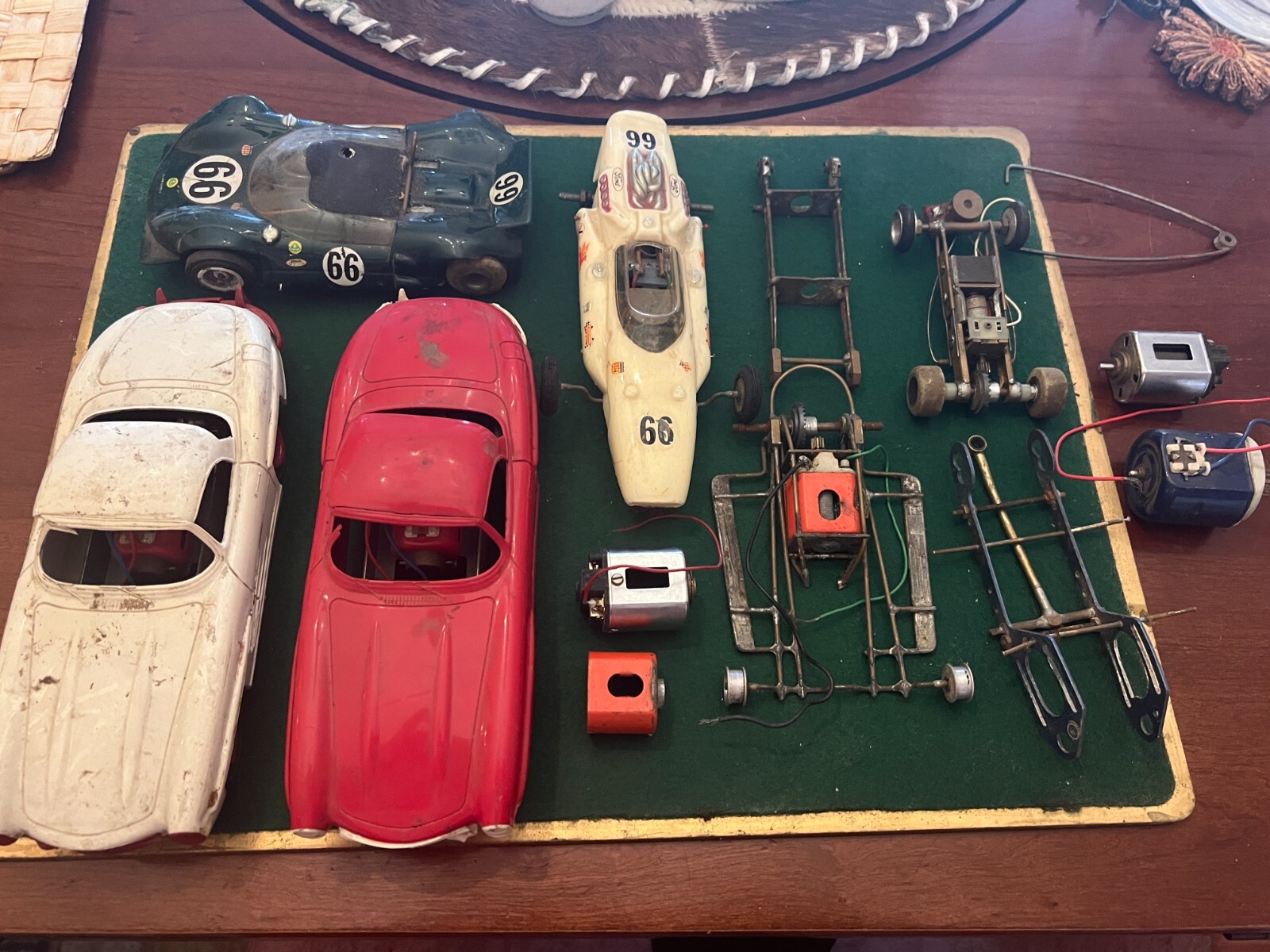 1960s GROUP OF SLOT CARS & PARTS / 124 SCALE eBay
