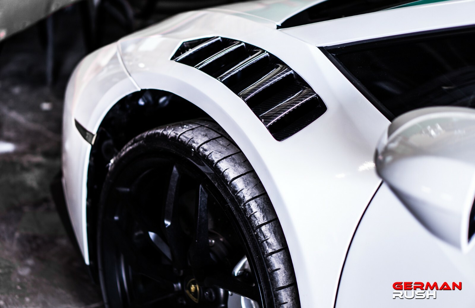 Lamborghini Huracan Vented Front Fenders Carbon Fiber 2014-19 LP-610 SPYDER
