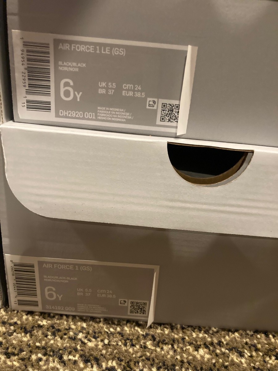 リリィ 🔥 Nike Air Force 1 Low Triple Black Shoes Casual Mens Kids Size