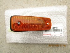 Fits 81 - 82 Toyota Starlet Front Left Side Marker Mark Light Oem Brand New Fits 81 - 82 Toyota Starlet Front Left Side Marker Mark Light Oem Brand New