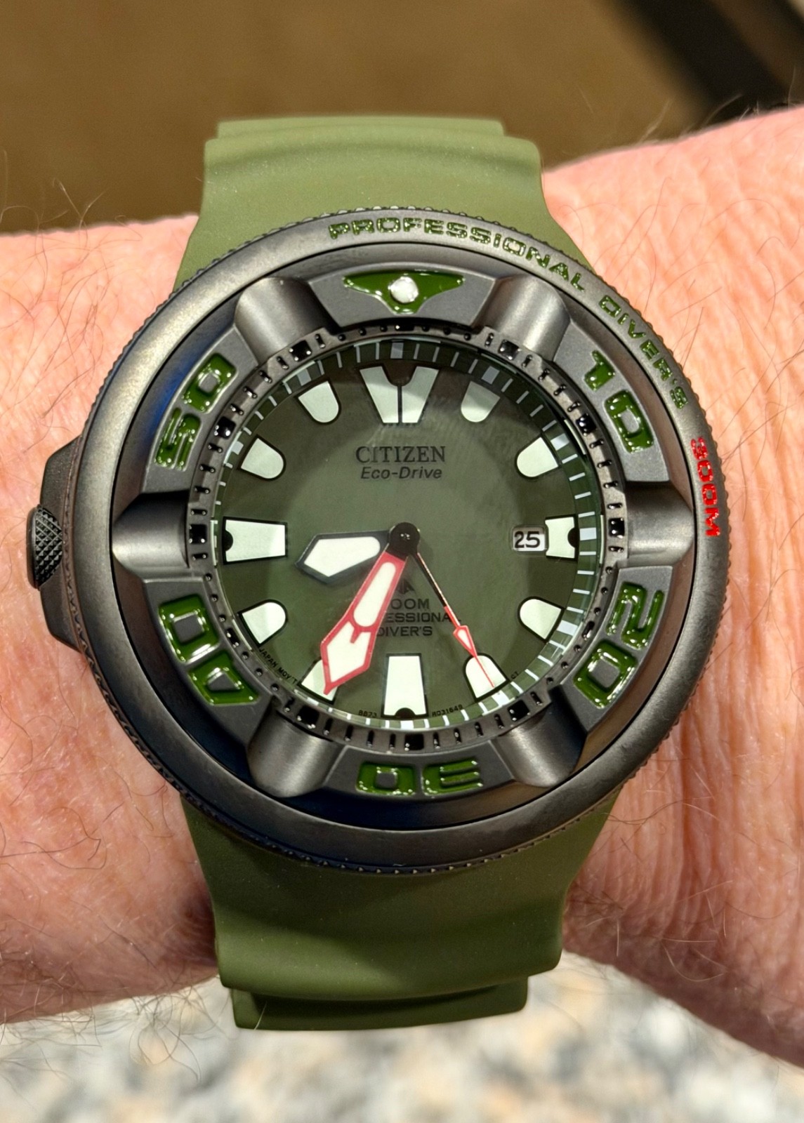 Citizen Promaster Dive “Ecozilla”- Green Dial Gunmetal, 300m, BJ8057-09X image 4