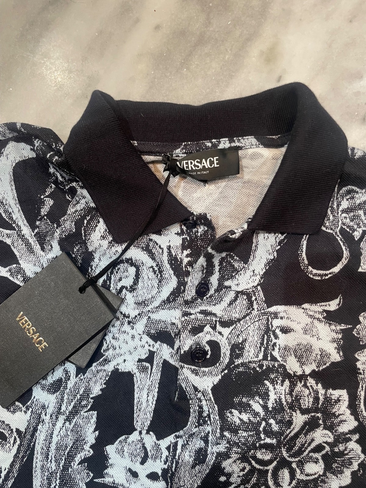 Versace Rare Boys' Brand New Size 10 Navy Blue Barocco Stencil Polo Shirt thumbnail 3