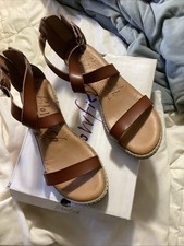 Blowfish Malibu Women's Bethy Sandals Scotch DyeCut Size 8 NIB