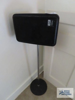 Peavey Impulse II Speaker with Stand