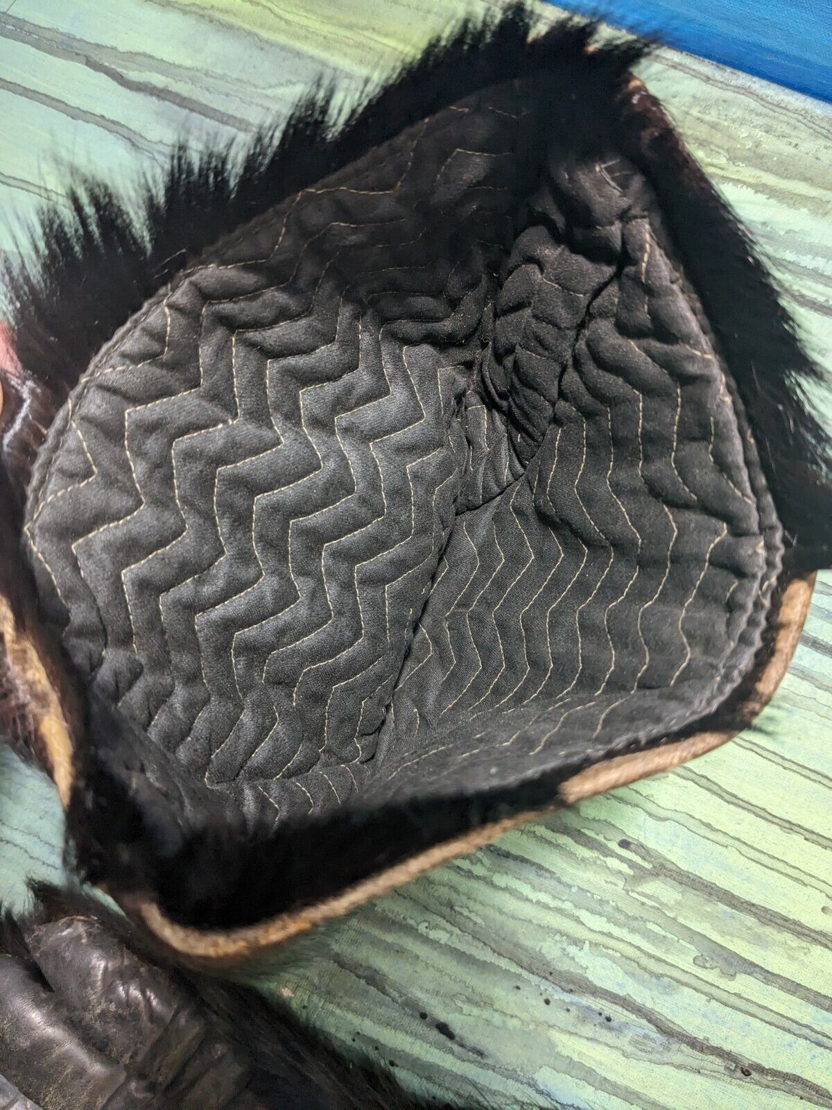 Black Bear Leather Fur Gloves Gauntlet Trapper Hu… - image 8