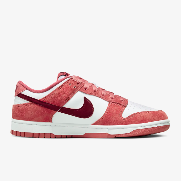 Nike WMNS Dunk Low \