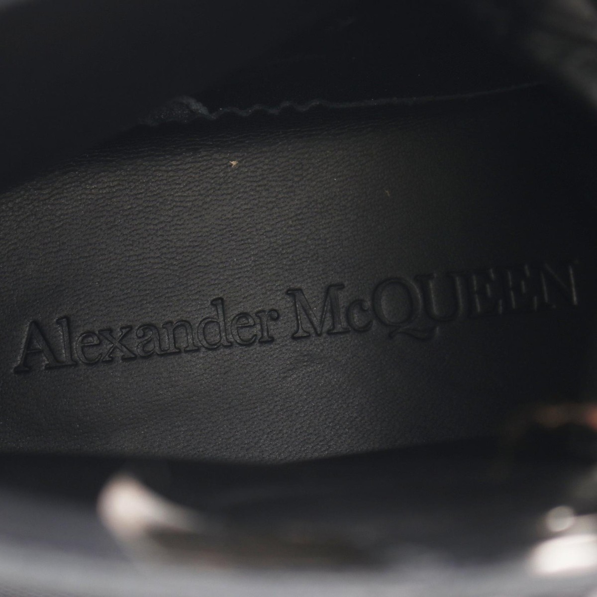 Alexander McQueen High top sneakers 676718 Fabric Black Used Alexander McQueen High top sneakers 676718 Fabric Black Used