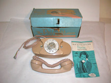 Vintage Bell System Western Electric 702b-60 Princess Telephone Beige In Box  