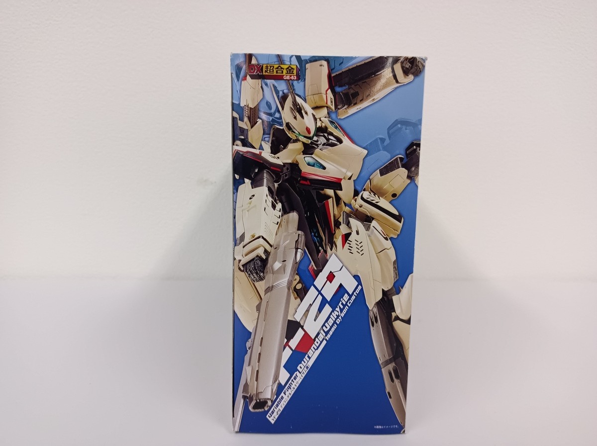 Bandai DX Chogokin YF-29 Durandal Valkyrie Isamu Dyson Bandai DX Chogokin YF-29 Durandal Valkyrie Isamu Dyson