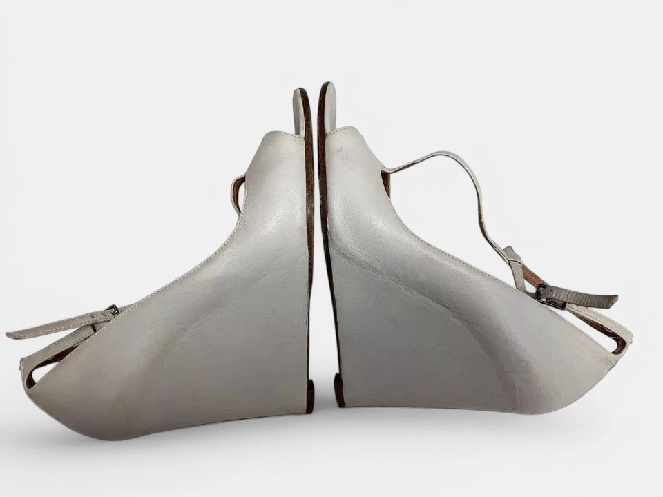 Hermosos e interesantes zapatos blancos Maison Martin Margiela US 6/ UK 4/ EU 37 Foto 3 de 4