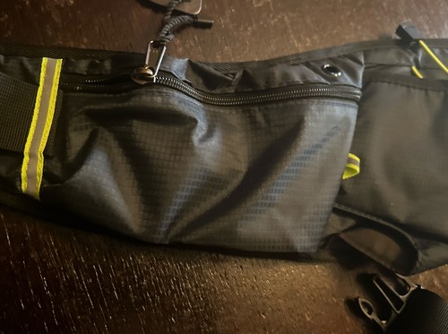 Fanny Pack Waist Bag Hydration Running Belt Water Bottle Holder Adjustable - Picture 3 of 8