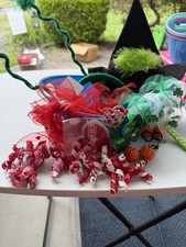 15 Piece Set Of Girls Holiday Themed Hair Accessories