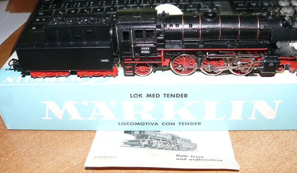 Märklin 3005 , Dampflok der DB , BR 23, neu ,Ovp Bj 61