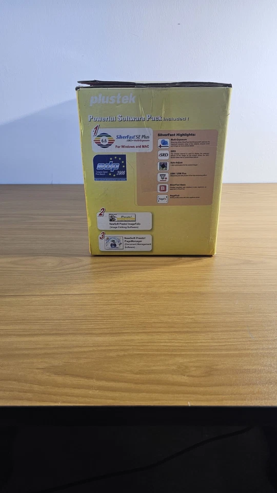 Plustek OpticFilm 7600i SE Film/Slide Scanner 35mm - New Complete in Open Box - Image 3 of 4