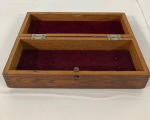 Old Antique WHEELER & WILSON Sewing Machine Parts Box Oak Original Hardware Wood