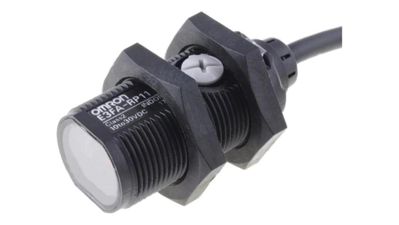 E3FA-RP11-2M Simple photoelectric sensor with a range of 0.1÷4m PNP 100m /T2UK