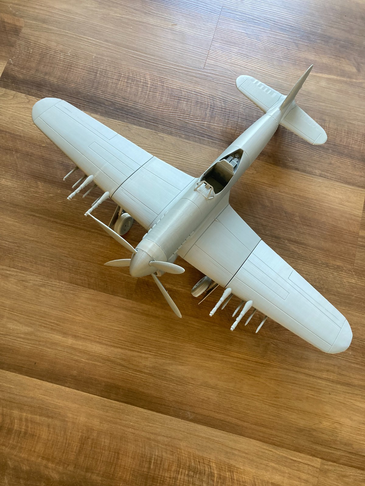 1:18 scale Hawker Typhoon Model Kit-Disassembled and Unpaint