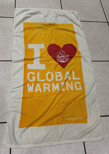 RARE Comedy Central Promotional Beach Towel "I Love Global Warming" 34X64 White
