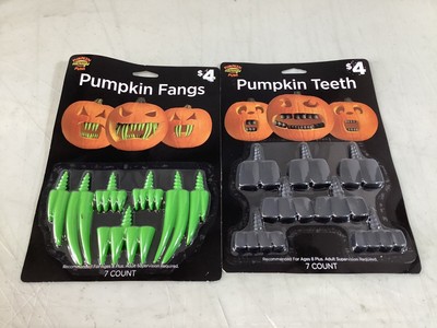 Pumpkin Pro - Halloween Glow In The Dark PUMPKIN FANGS - (7) Piece Fun World NEW