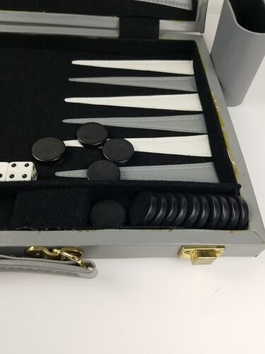Vtg Backgammon Attache Set Faux Leather Bluish-Gray & Black Bakelite Chips NICE! - Picture 4 of 13