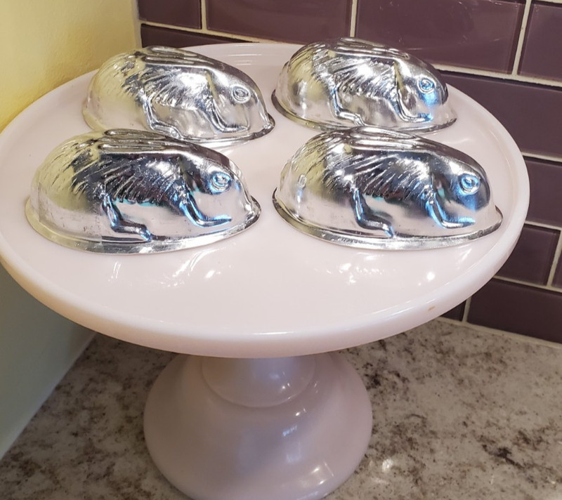 4 Vintage Nutbrown Bunny Rabbit Chocolate Candy Molds Aluminum Made In England
