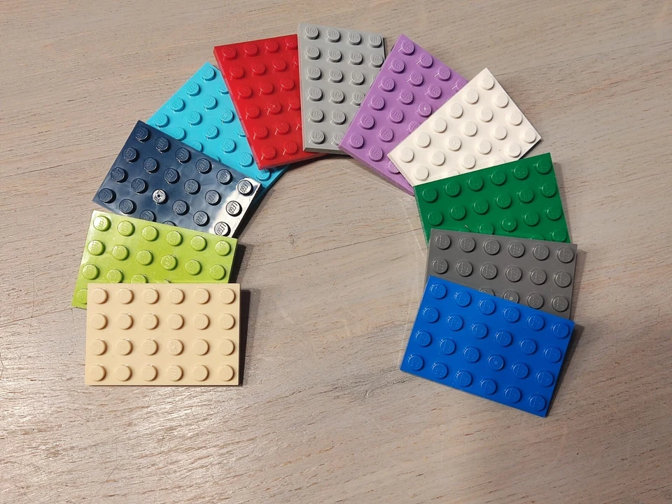 LEGO 3032