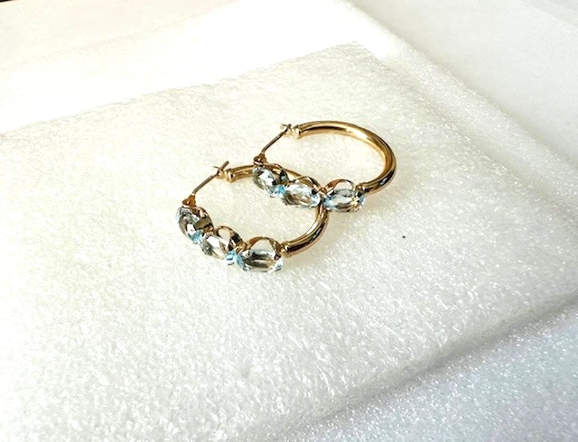 Pendientes de aro Estate de oro amarillo de 10 quilates aguamarina Foto 4 de 4