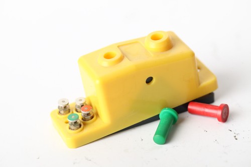 Interruptor de doble función Trix 6594 interruptor amarillo material de manualidades (337036) | Zustand: Gebraucht