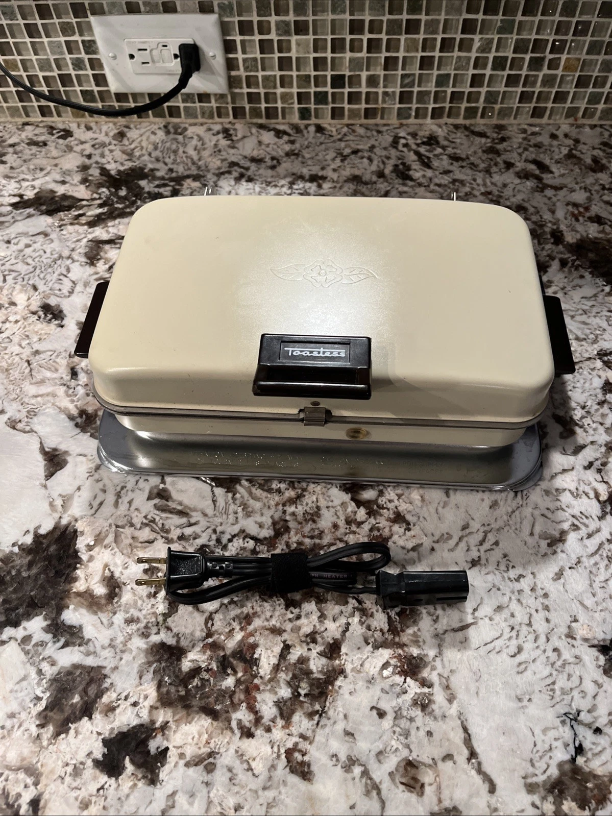 Vintage Toastess Belgian Waffle Maker Model 575A Tested And Works w Base Tray