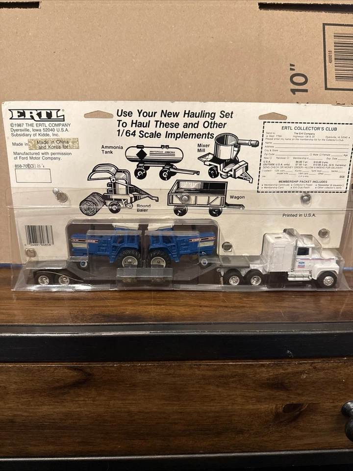 Ertl Farmland Express Ford Equipment Hauling Set 1/64 1987 NIP 858 - Image 2 of 2