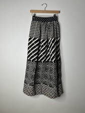 Vintage 1970  s Skirt Women  s Black Pattern Novelty Maxi Aline