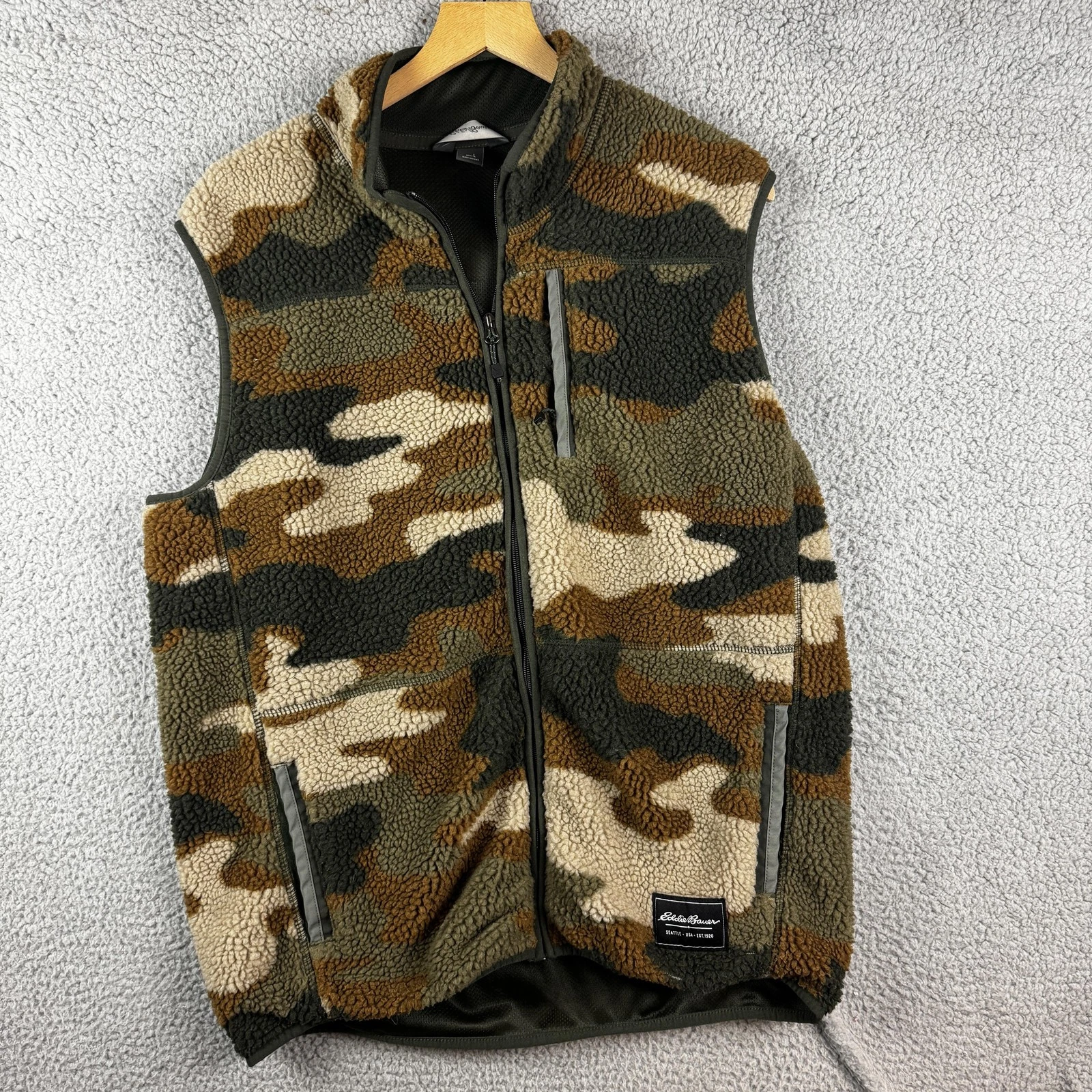 Eddie Bauer Vest Mens Large Green Camo Fleece Full Zip Lined Outdoor