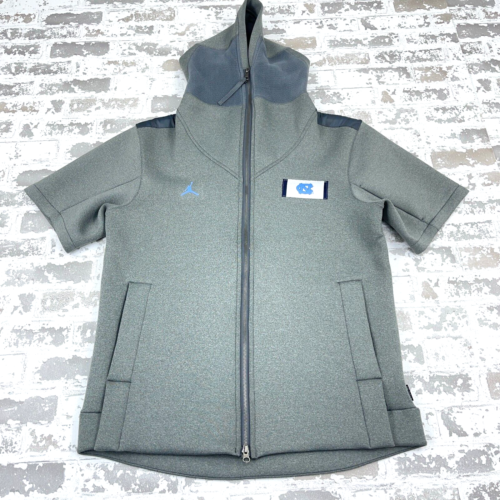 UNC Tar Heels Hoodie Men Large Nike On Field Air Jordan Showout Short Sleeve