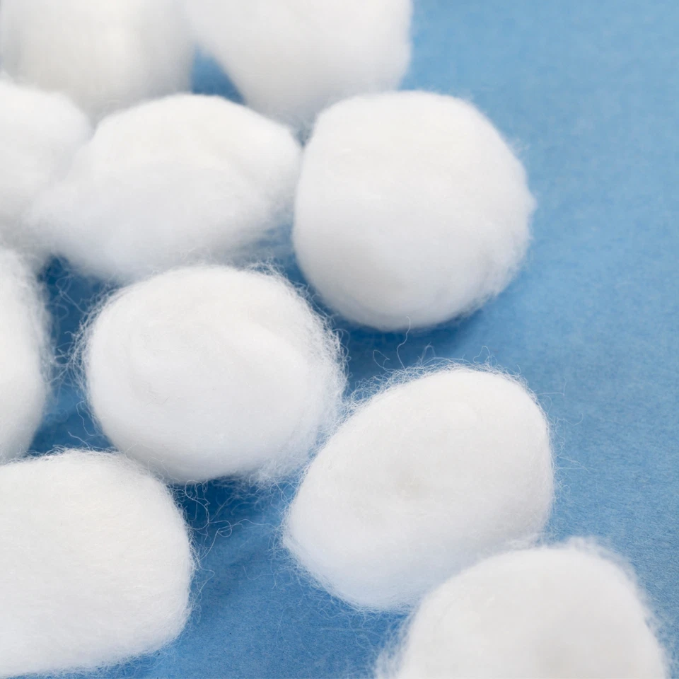 Bolas de algodón Jumbo - 100 unidades cada una | hisopos de algodón ultra suaves y absorbentes (paquete de 5) Foto 3 de 4