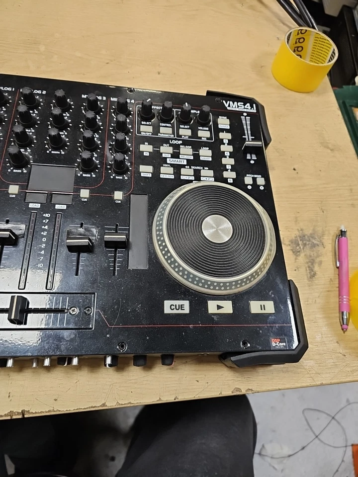 American Audio VMS4.1 All In One DJ Mixer Controller Black- SPARES ONLY. - Image 2 of 4