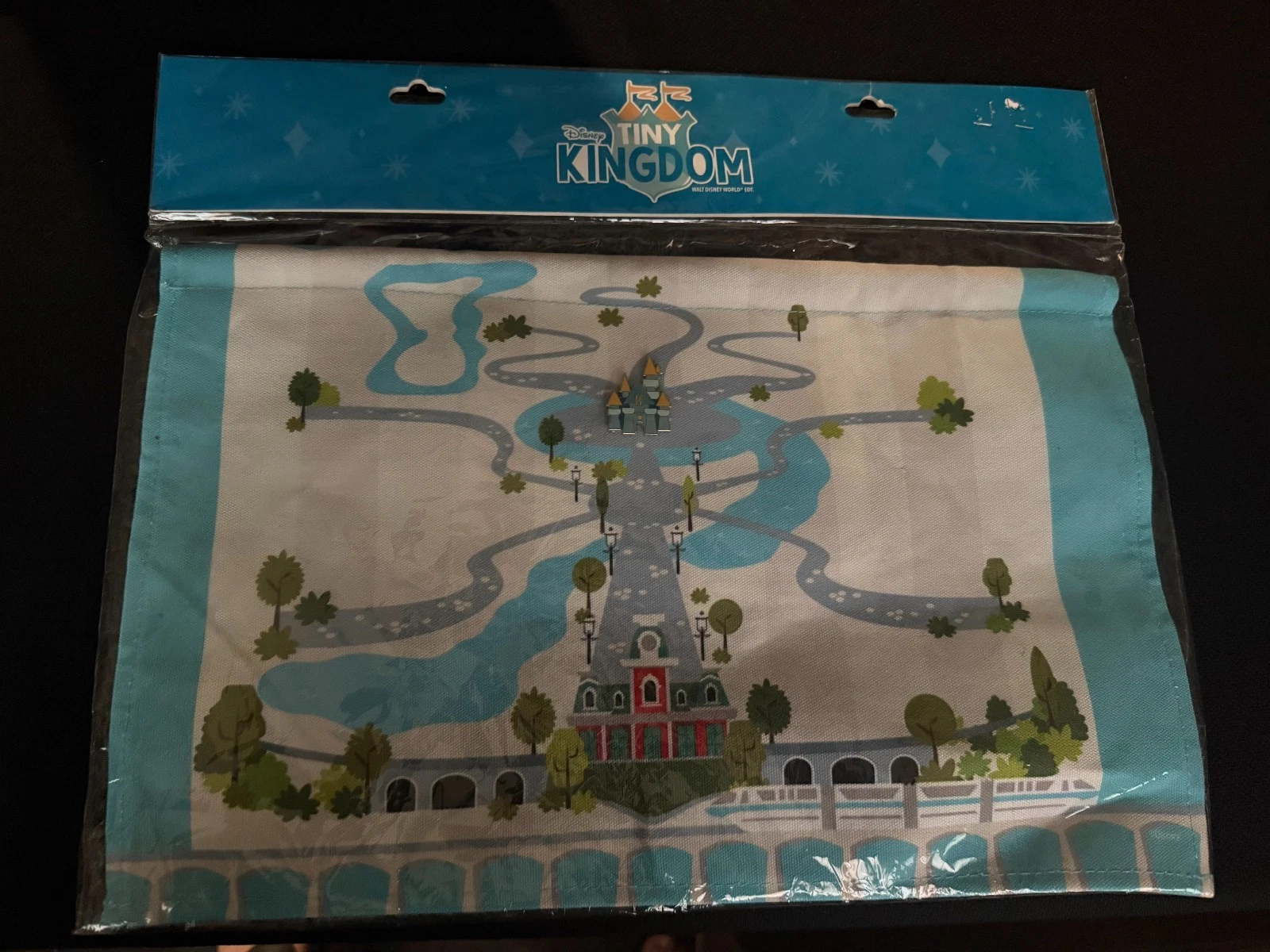 2019 DISNEY PARKS Disneyland Edition TINY KINGDOM Canvas Map w/pin - NIP