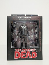 Diamond Select - The Walking Dead Rick Grimes Comic Series Deluxe Action Figure
