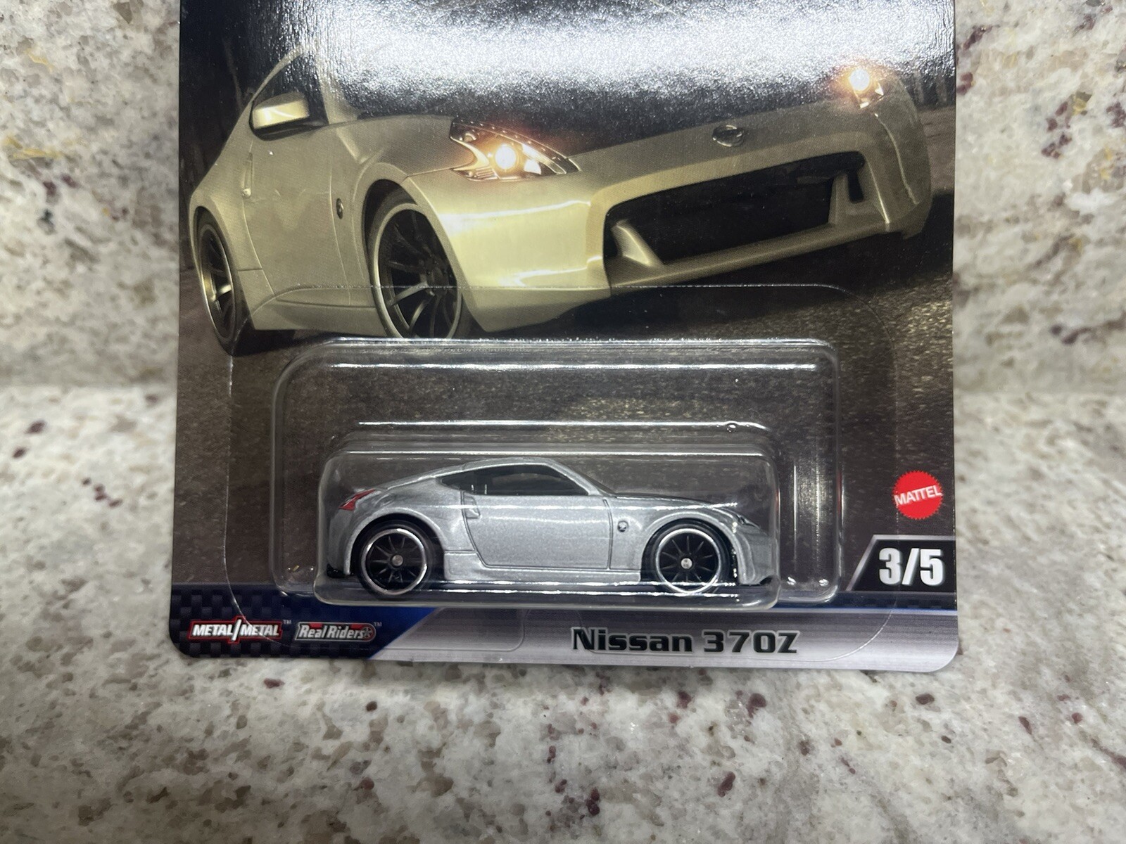 Picture 2 of 5