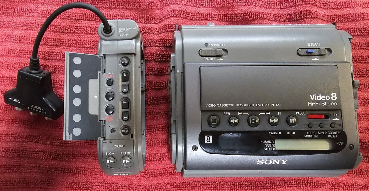 Sony EVO-220 (Video8) Video Cassette Recorder & PGV-220