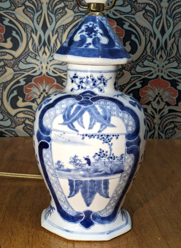 Rare Chinese Qing Blue & White Dutch Market Conical Lamp Vase Antique 19th Cent - Image 4 of 4