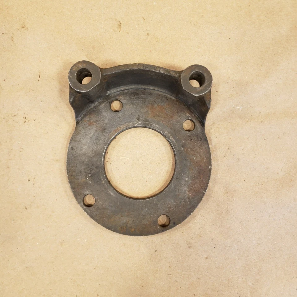 Placa adaptadora pinça de freio traseira direita Jaguar Mk II Mk 2 2.4L C16287 - Imagem 2 de 4