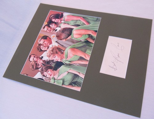 Firmado por Perry Como autógrafo y foto con certificado de autenticidad, 12”x16” enmarcado CMA AUTÓGRAFOS - Imagen 7 de 12