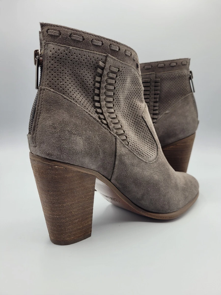Vince Camuto Fretzia Gray Suede Leather 3.5