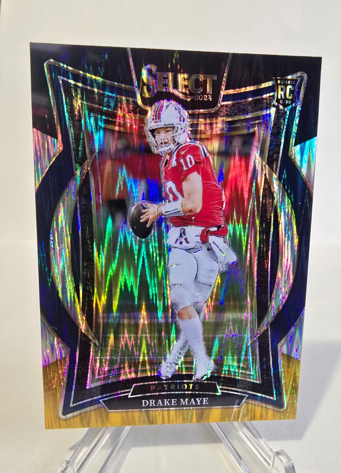 2024 Panini Select DRAKE MAYE *ROOKIE BLACK & GOLD SHOCK PRIZM* #27 Patriots