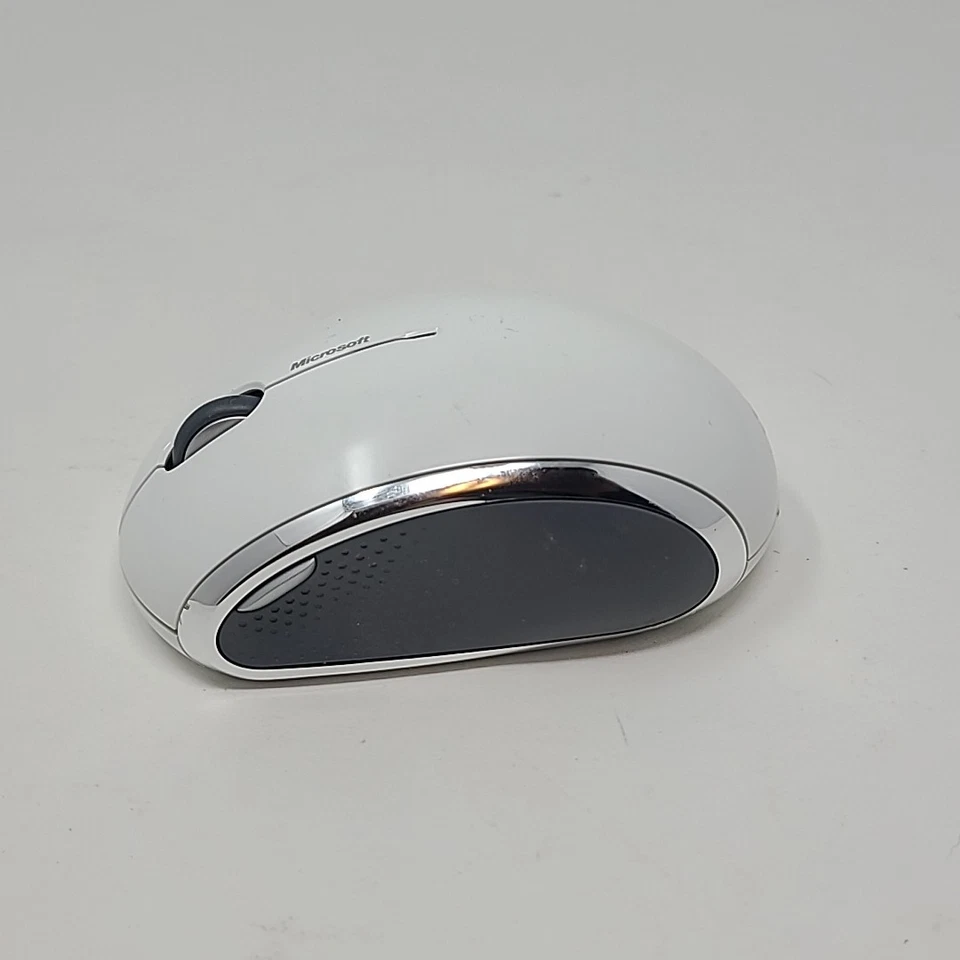 Microsoft Wireless Mobile Mouse 6000 Model 1383 White BlueTrack - Image 2 of 4