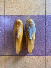 vintage women's maple wood shoe lasts size 6 circa 1960's private collection