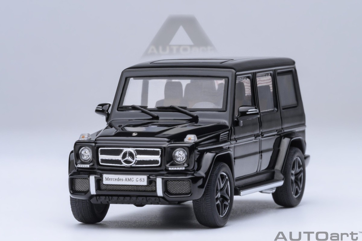 2017 MERCEDES-BENZ AMG G63 G WAGON GLOSS BLACK 1:64 AUTOART 20113