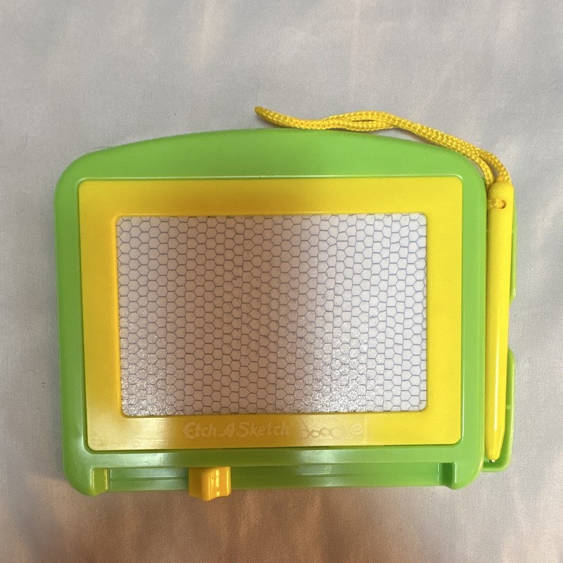 Etch A Sketch Pocket Sketch Green/Yellow Mini Drawing Toy w/ Stylus